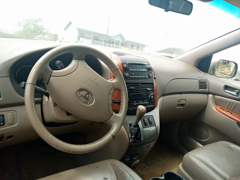 Thumbnail 4 of 2006 Toyota Sienna